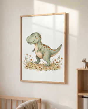 Grüner Dinosaurier auf einer Blumenwiese als Poster im hellen Holzrahmen über einem teilweise sichtbaren Holzgitterbett mit Strickdecke; rechts ein Holzregal mit Tierfigur.