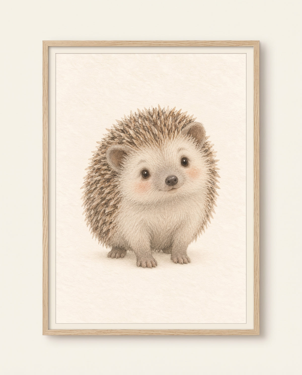 Kinderzimmer Poster mit frontal dargestelltem Igel vor hellem Hintergrund im Rahmen