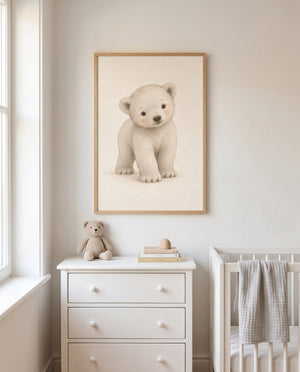Eisbär-Poster mit neugierigem Blick in einem skandinavischen Kinderzimmer